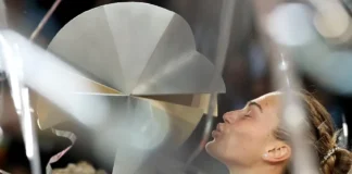 Sabalenka reina en Madrid por tercera vez