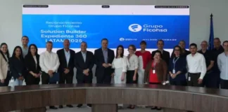 Grupo Ficohsa recibe reconocimiento internacional por innovación tecnológica en gestión documental