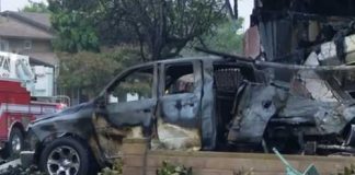 Varios muertos al estrellarse una avioneta en un barrio en el sur de California