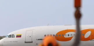 Llegan a Venezuela 195 migrantes deportados de EEUU en un vuelo desde Honduras