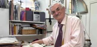 Mancinelli, el sastre que viste a los papas, ya se prepara para el sucesor de Francisco