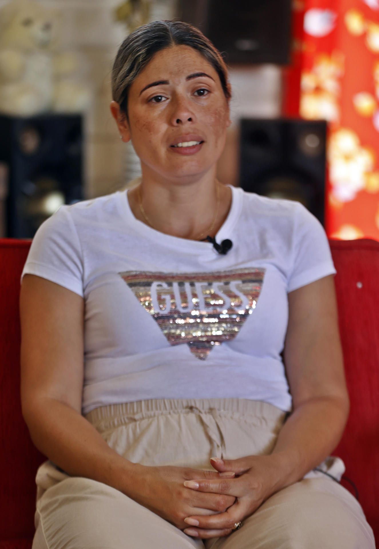 La cubana Heidy Sánchez habla en entrevista con EFE este miércoles, en La Habana (Cuba). EFE/ Ernesto Mastrascusa