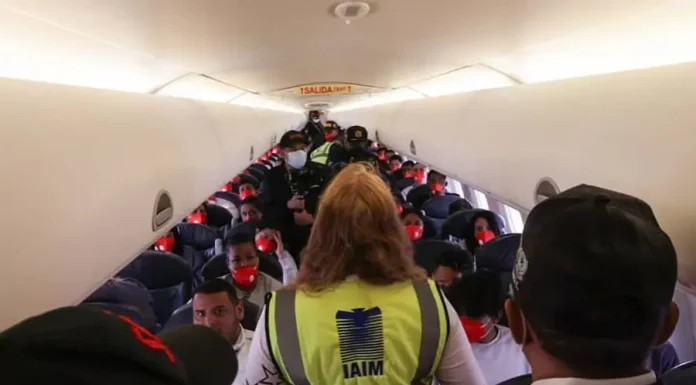 Una jueza bloquea las «deportaciones aceleradas» de inmigrantes del Gobierno Trump