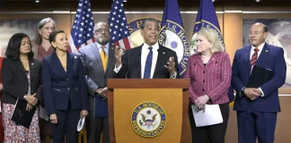 Demócratas denuncian condiciones «inhumanas» en centros de detención de migrantes de Trump