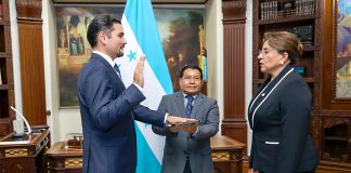 Presidenta Castro juramenta a Javier Bú Soto como nuevo canciller
