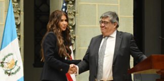 Guatemala y EE.UU. firman un convenio para fortalecer la seguridad conjunta en aeropuerto