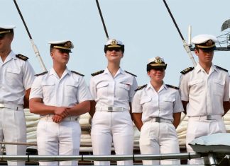 El Juan Sebastián Elcano llega a Nueva York con la princesa Leonor a bordo