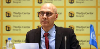 Jefe de Derechos Humanos de la ONU pide acción para «no perder la batalla» contra los efectos de la IA