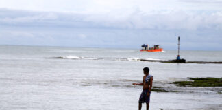 Migrantes en Panamá en su regreso hacia Suramérica: «Aquí nos frena el mar y el dinero»