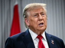 Juez reanuda investigación al Gobierno Trump por posible desacato al expulsar migrantes