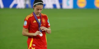 Bonmatí, del hospital por una meningitis a mejor jugadora de la Eurocopa, pero sin título