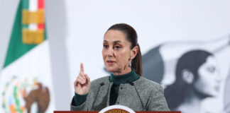 Sheinbaum critica el plan fiscal de EEUU por reforzar medidas contra los migrantes