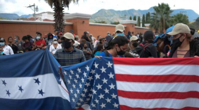 Demócratas buscan apoyo de Trump para renovar ley migratoria que beneficiaría a millones