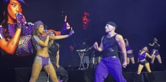 Emilia recibe a sus mujeres ‘perfectas’ en su primer concierto en Estados Unidos