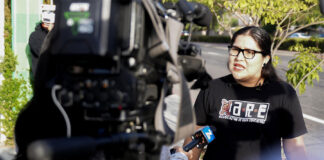 Comunidad se organiza ante detenciones migratorias en escuelas en frontera de California