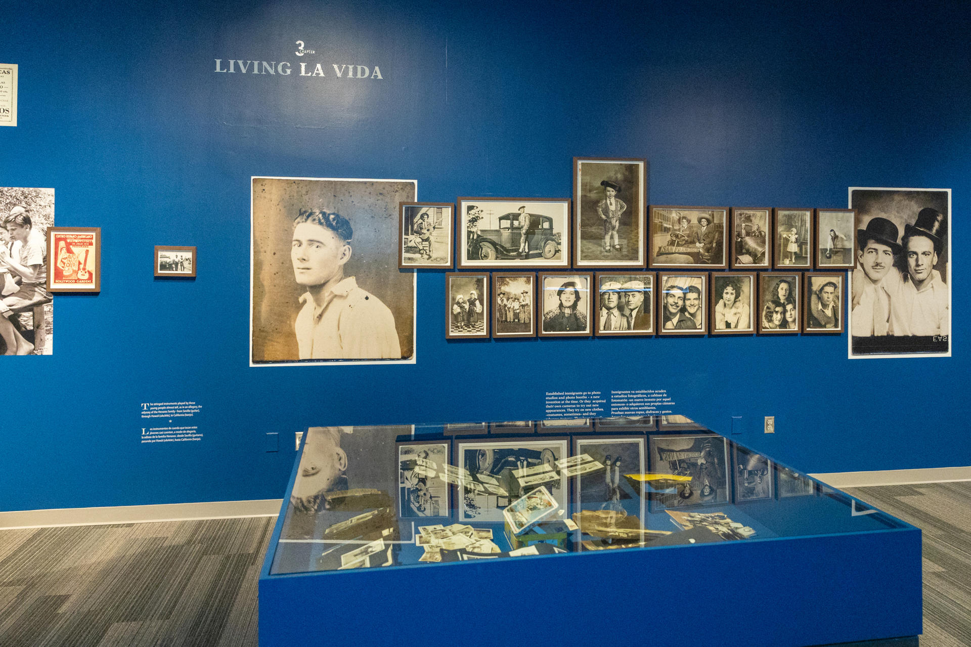 Fotografía cedida por la Fundación Consejo de España-EEUU que la exposición 'Emigrantes invisibles' este miércoles, en Miami (Estados Unidos). EFE/ Fundación Consejo De España- EEUU/SOLO USO EDITORIAL/SOLO DISPONIBLE PARA ILUSTRAR LA NOTICIA QUE ACOMPAÑA (CRÉDITO OBLIGATORIO)
