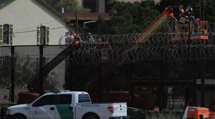 Activistas denuncian que EE.UU. ha vuelto más hostil el muro fronterizo con México