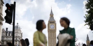 Reino Unido exigirá a los migrantes aportar a la sociedad para ganar el derecho a quedarse
