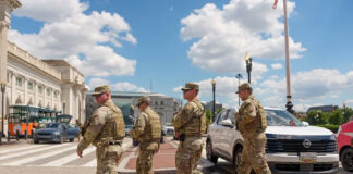 Trump amenaza con declarar una emergencia nacional en Washington para controlar el crimen