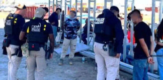 Hacinados, encadenados y maltratados: surcoreanos detenidos en EEUU relatan su calvario