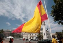 Los extranjeros tienen peores empleos en España: mayor temporalidad y sobrecualificación