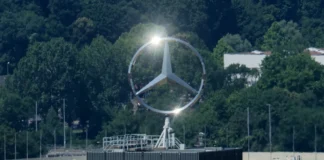 Mercedes-Benz Cars vende hasta septiembre 1.341.400 vehículos, un 8 % menos