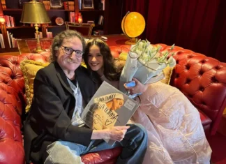 Rosalía se reúne con Charly García y visita la iglesia donde se bautizó el papa Francisco