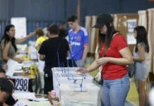El voto obligatorio y el voto migrante llenan de incertidumbre elección inédita en Chile