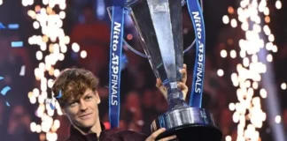 Sinner aparta a Alcaraz de la gesta en Turín