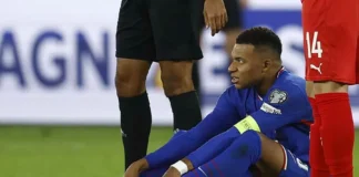 Mbappé no jugará con Francia el domingo por los exámenes de su tobillo previstos en Madrid