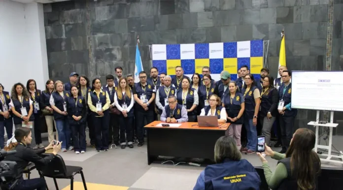 Observación académica de la UNAH evidencia retrasos y coacción en primeras horas de votación