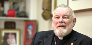 Arzobispo de Miami pide a la Iglesia «más presión» a políticos para defender a migrantes