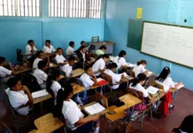 Gobierno cierra su cuarto año sin cumplir los 200 días clases