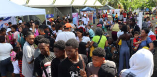 Muchos migrantes apuestan por establecerse en México al acercarse el primer año de Trump