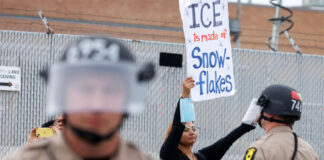 Demandantes de Chicago declaran “victoria” contra polémico operativo migratorio de Trump