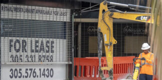 Dos de cada tres obreros en Miami son migrantes, la mayor proporción en Estados Unidos