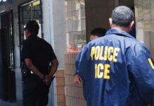 Un migrante guatemalteco muere bajo custodia de ICE en Texas