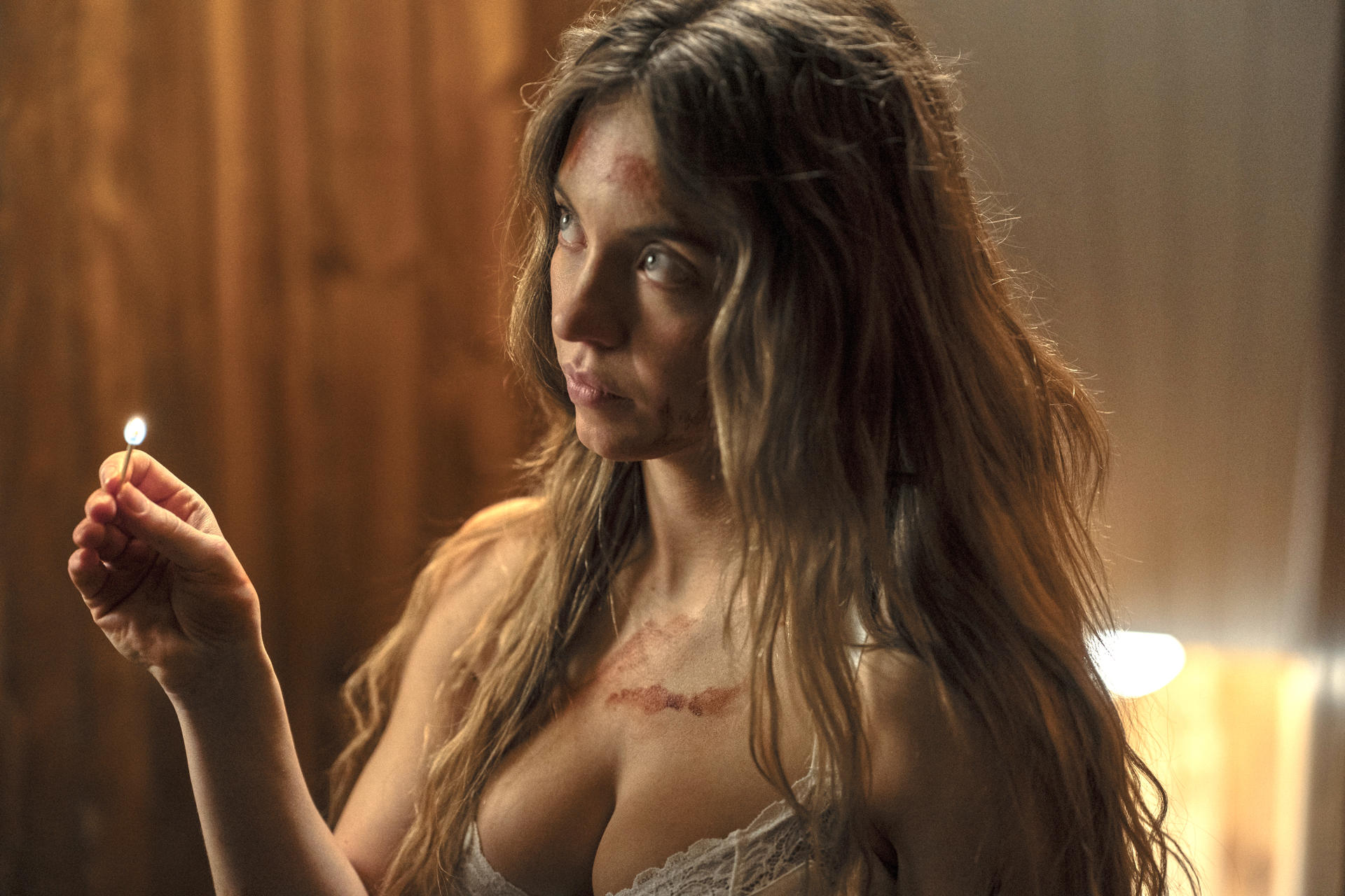 Fotograma cedido por Lionsgate donde aparece Sydney Sweeney como Millie Calloway durante una escena de la película 'The Housemaid' que se estrena este viernes en las salas de cine. EFE/ Daniel Mcfadden/ Lionsgate /SOLO USO EDITORIAL/ NO VENTAS/ SOLO DISPONIBLE PARA ILUSTRAR LA NOTICIA QUE ACOMPAÑA (CRÉDITO OBLIGATORIO)