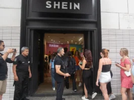 La UE aplicará una tasa de 3 euros a los pequeños paquetes que llegan vía comercio online