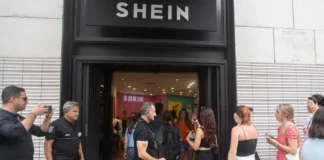 La UE aplicará una tasa de 3 euros a los pequeños paquetes que llegan vía comercio online