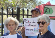 Telemundo y Univision dicen que la publicidad del ICE cumple con criterios para su emisión