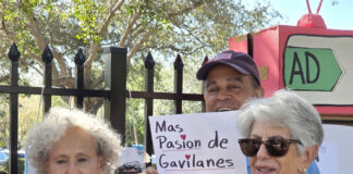 Telemundo y Univision dicen que la publicidad del ICE cumple con criterios para su emisión