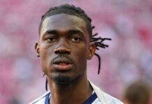 El Tottenham investiga a Bissouma por consumir óxido nitroso